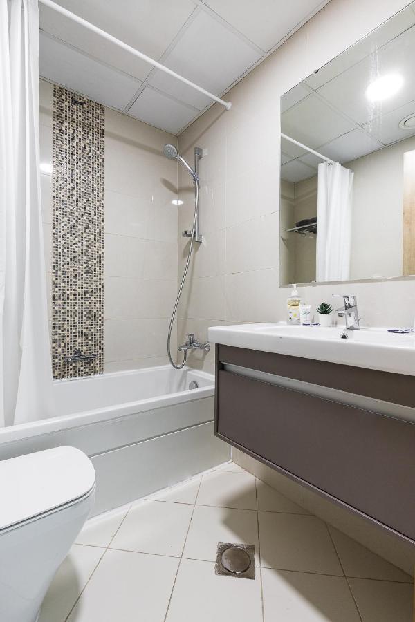 Villa Lovely Unit With Marina View Dubai Exterior foto