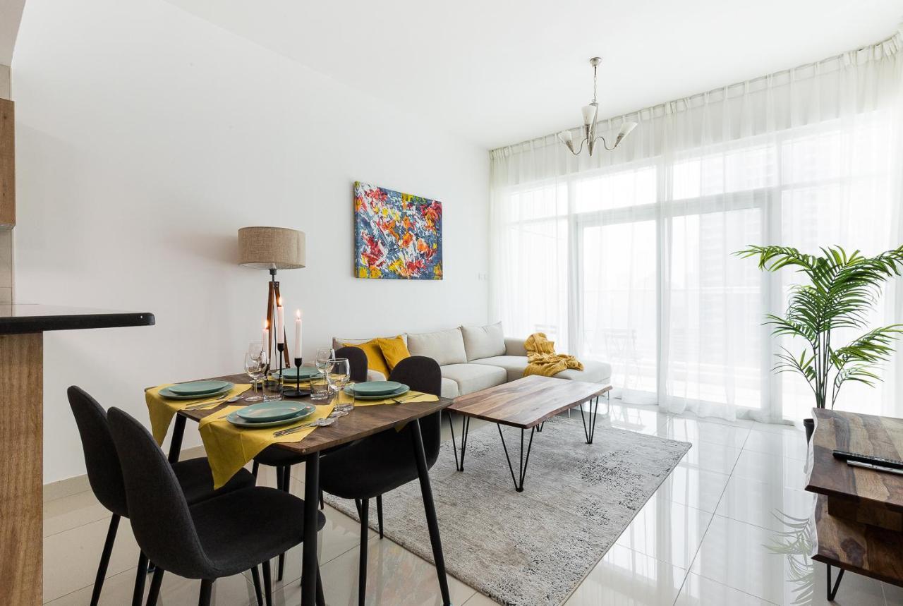 Villa Lovely Unit With Marina View Dubai Exterior foto